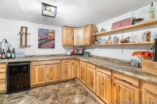 9094 Waters Edge, Kingston, OK 73439