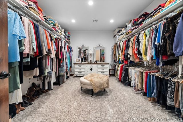 9094 Waters Edge, Kingston, OK 73439