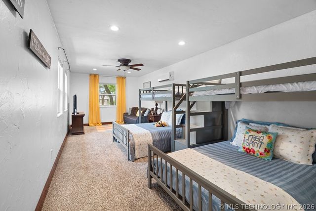 9094 Waters Edge, Kingston, OK 73439