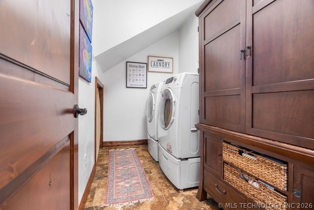 9094 Waters Edge, Kingston, OK 73439