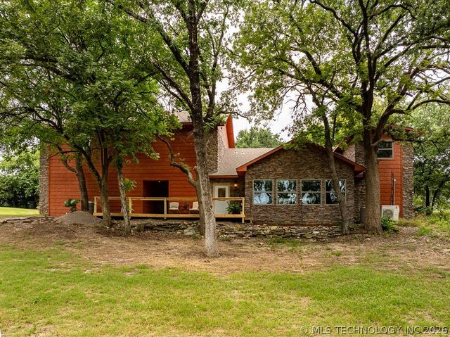 9094 Waters Edge, Kingston, OK 73439