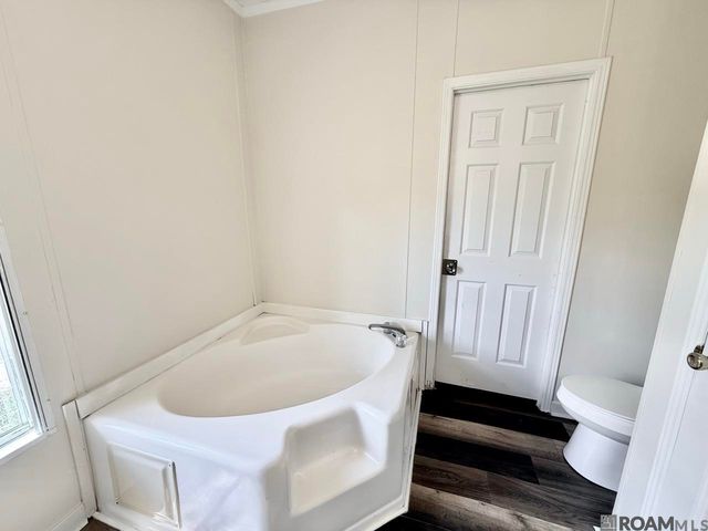 41457 Cemetary Rd, Gonzales, LA 70737