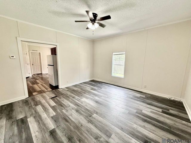 41457 Cemetary Rd, Gonzales, LA 70737