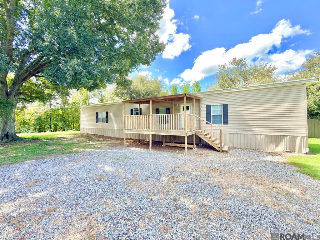 41457 Cemetary Rd, Gonzales, LA 70737