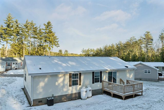 63 Mansfield Woods Way, New Hampton, NH 03256
