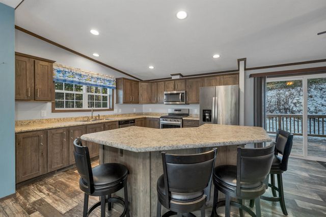 63 Mansfield Woods Way, New Hampton, NH 03256