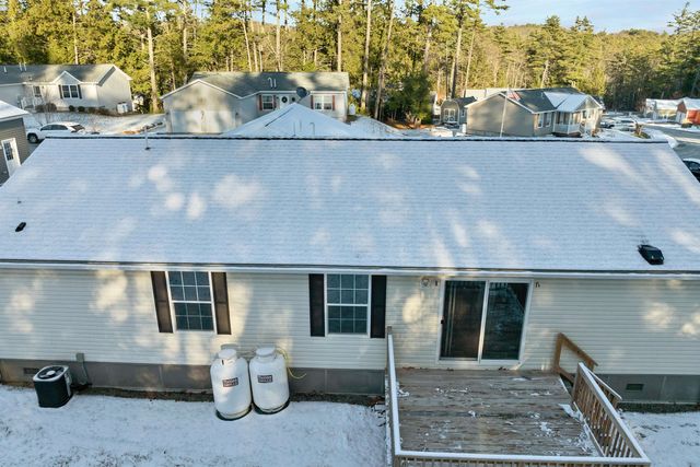 63 Mansfield Woods Way, New Hampton, NH 03256