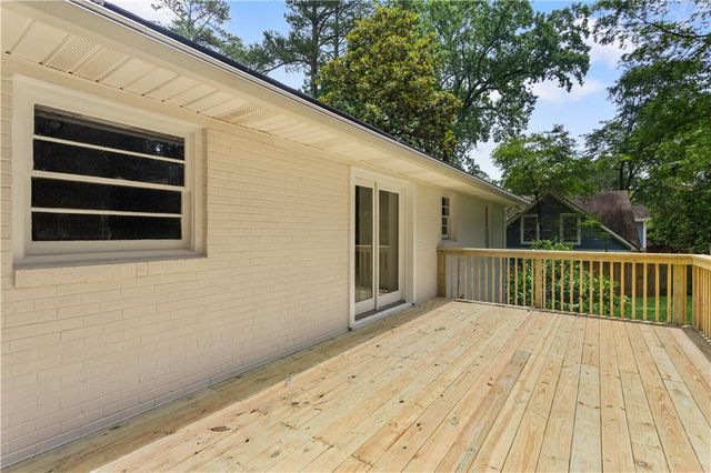 3570 Lee Street SE, Smyrna, GA 30080