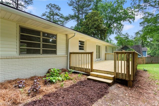 3570 Lee Street SE, Smyrna, GA 30080