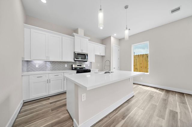 7510 Sandle Street, Houston, TX 77088