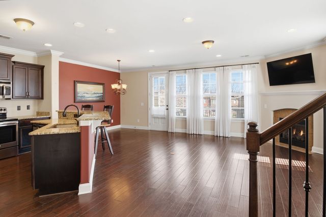 1106 Smokewood Way, Nashville, TN 37221