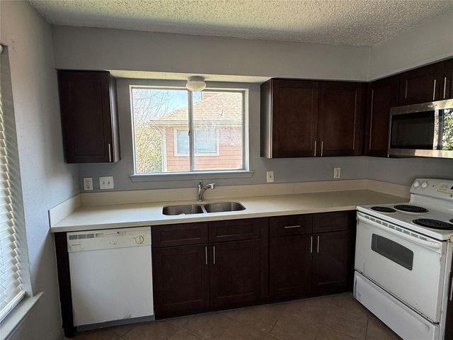 12200 Overbrook Lane 34D, Houston, TX 77077