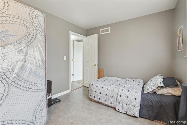 35728 Dunston Drive, Sterling Heights, MI 48310