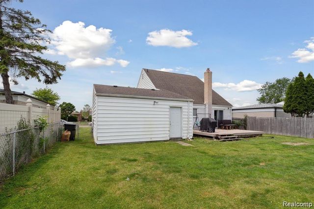 35728 Dunston Drive, Sterling Heights, MI 48310