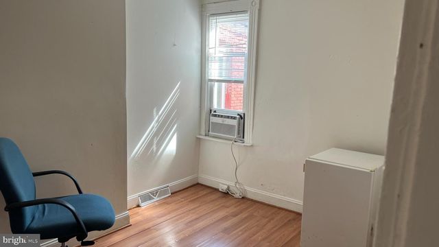 2440 FRANCIS ST, Baltimore, MD 21217