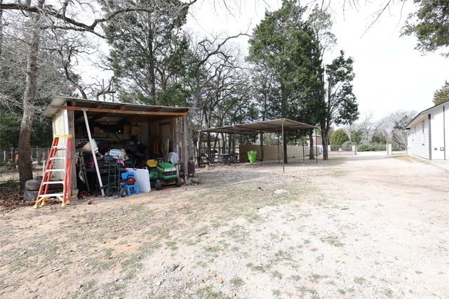 250 La Selva DR, Elgin, TX 78621