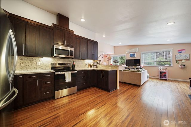 3328 104th Avenue SW, Olympia, WA 98512