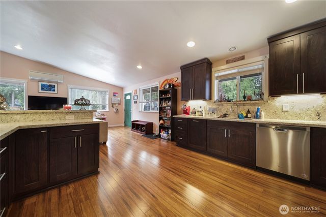 3328 104th Avenue SW, Olympia, WA 98512