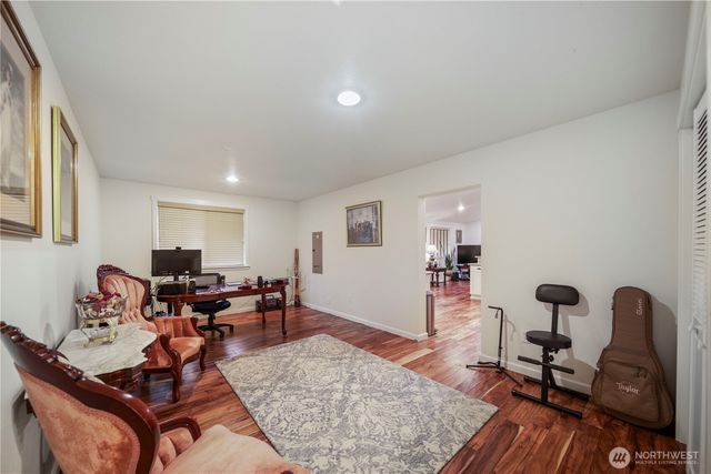 3328 104th Avenue SW, Olympia, WA 98512