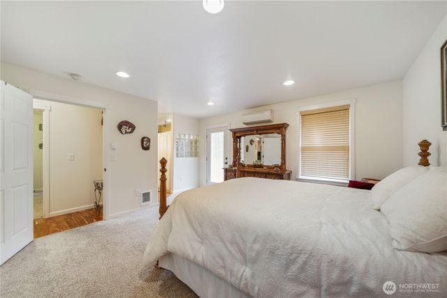 3328 104th Avenue SW, Olympia, WA 98512