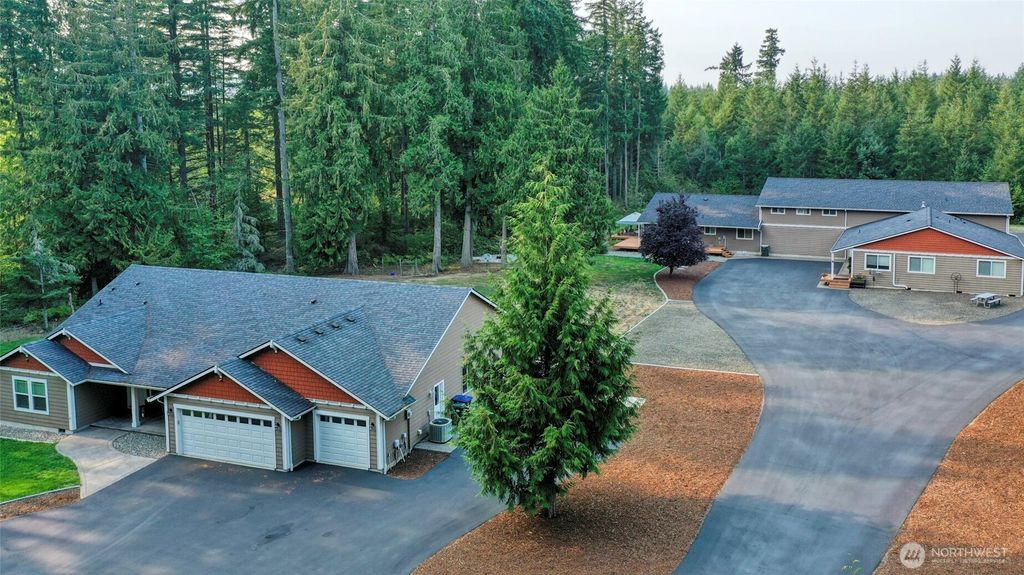 3328 104th Avenue SW, Olympia, WA 98512