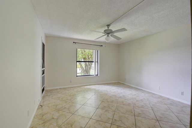 890 N Federal Highway 206, Lantana, FL 33462