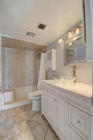 890 N Federal Highway 206, Lantana, FL 33462