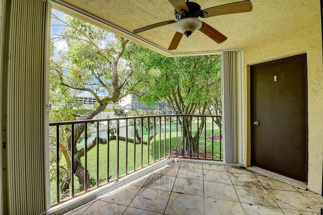 890 N Federal Highway 206, Lantana, FL 33462