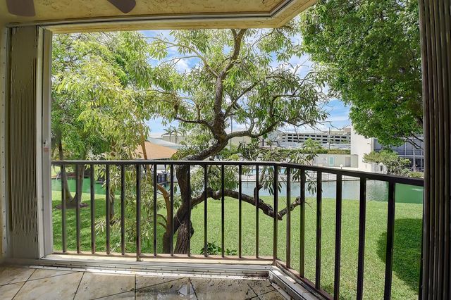 890 N Federal Highway 206, Lantana, FL 33462