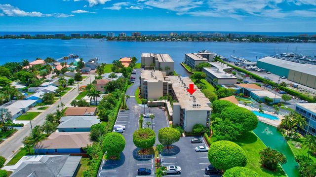 890 N Federal Highway 206, Lantana, FL 33462