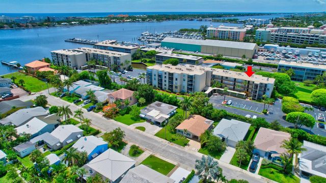 890 N Federal Highway 206, Lantana, FL 33462