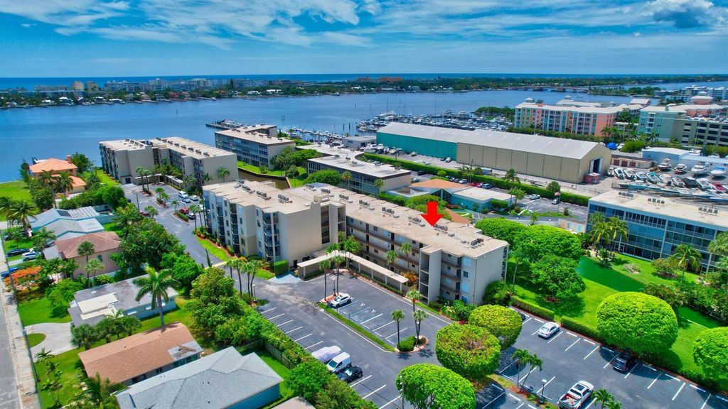 890 N Federal Highway 206, Lantana, FL 33462