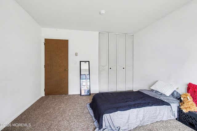 18B Yorkshire Court b, Manchester, NJ 08759