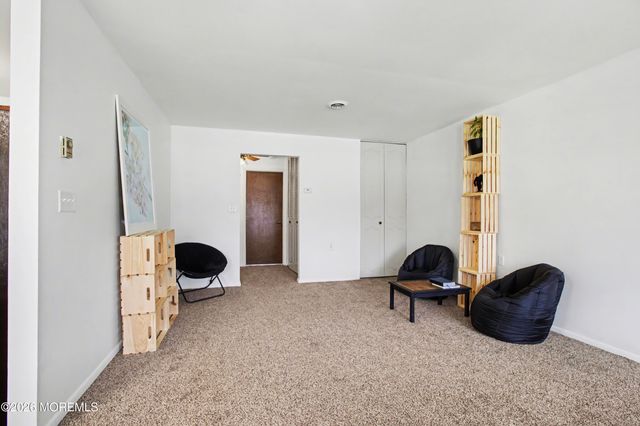 18B Yorkshire Court b, Manchester, NJ 08759