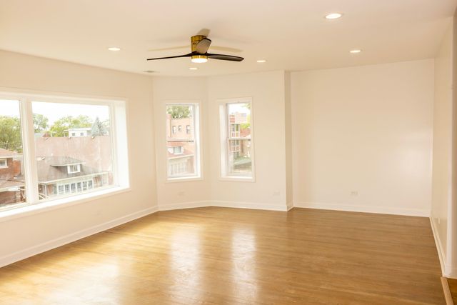 7435 S Euclid Avenue 3, Chicago, IL 60649