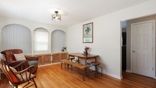 333 Giles Ave, Middlesex Boro, NJ 08846