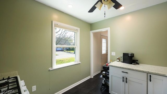 333 Giles Ave, Middlesex Boro, NJ 08846