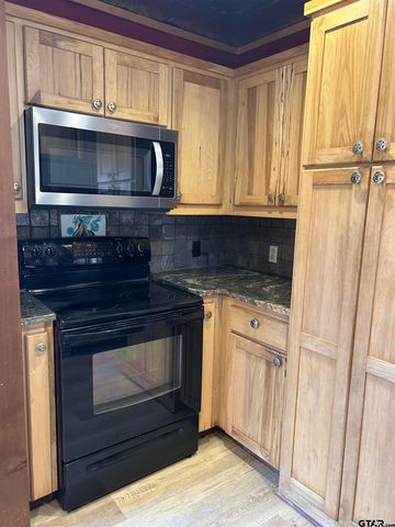 17864 FM 16W, Lindale, TX 75771