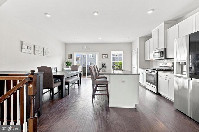113 MERIDIAN LN, Sewell, NJ 08080