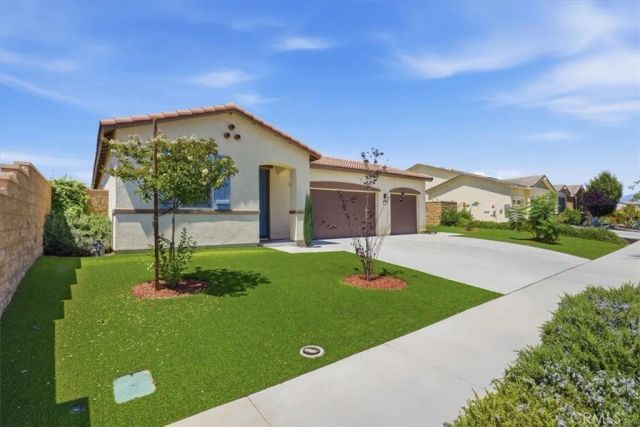 32350 Iron Trail, Winchester, CA 92596