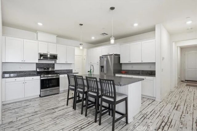 32350 Iron Trail, Winchester, CA 92596