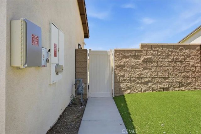 32350 Iron Trail, Winchester, CA 92596