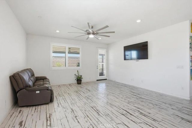 32350 Iron Trail, Winchester, CA 92596