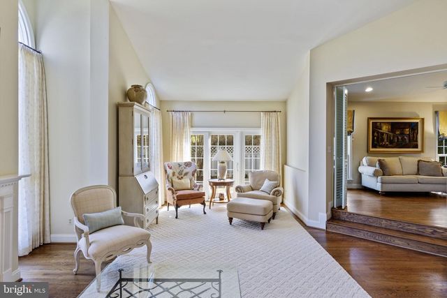 7 DEEP RUN RD, Lutherville Timonium, MD 21093