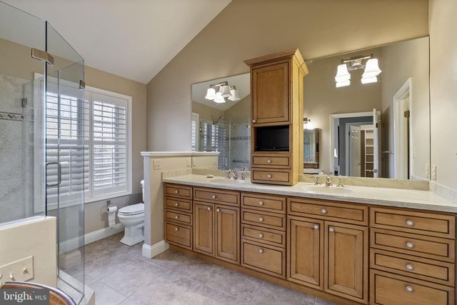 7 DEEP RUN RD, Lutherville Timonium, MD 21093