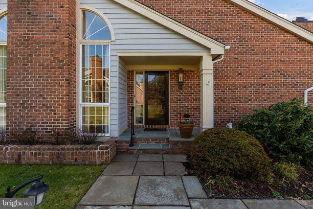 7 DEEP RUN RD, Lutherville Timonium, MD 21093