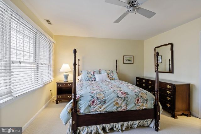 7 DEEP RUN RD, Lutherville Timonium, MD 21093