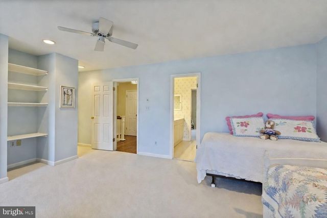 7 DEEP RUN RD, Lutherville Timonium, MD 21093