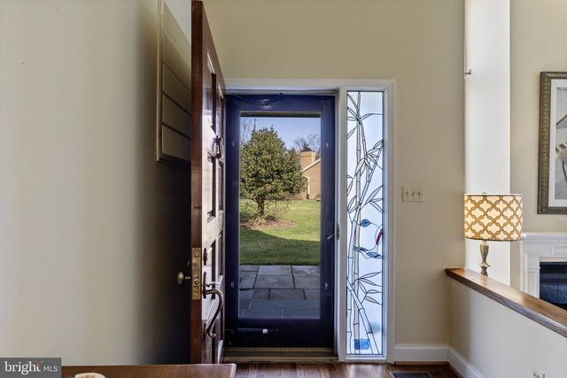 7 DEEP RUN RD, Lutherville Timonium, MD 21093