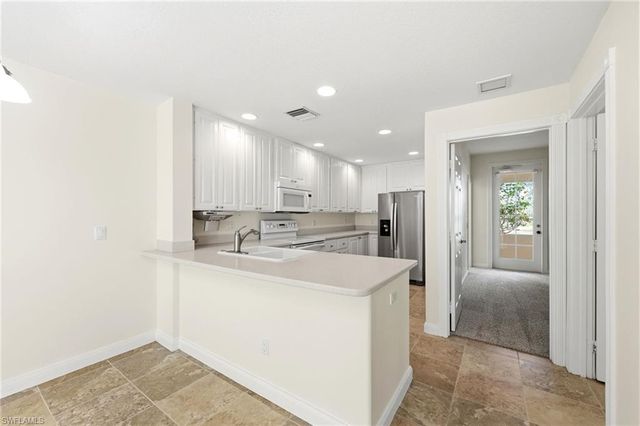 8108 Josefa WAY, Naples, FL 34114